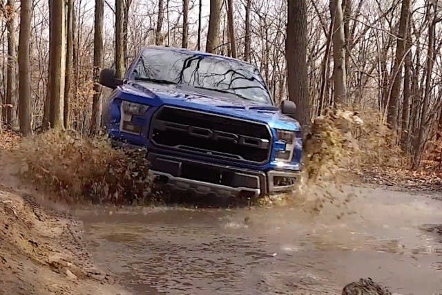 2017_Ford_F-150_Raptor_1GR