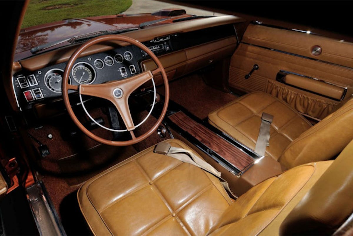 mecum-interior