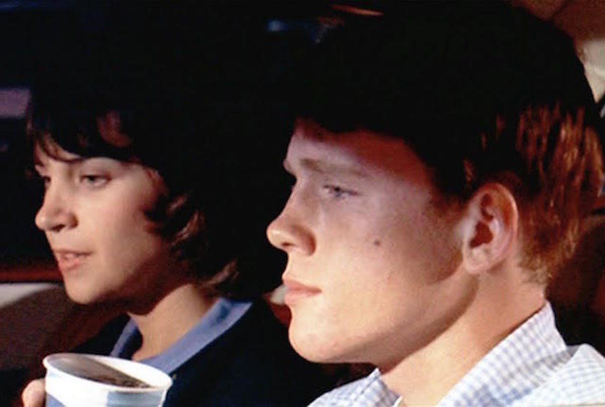 Troubled Sweethearts Steve (Ron Howard) and Laurie (Cindy Williams).