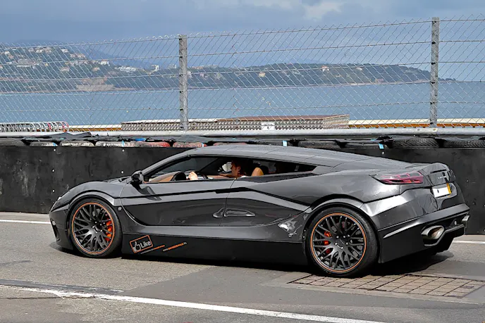 Savage_Rivale_Roadyacht_GTS_-_Flickr_-_Alexandre_Prévot