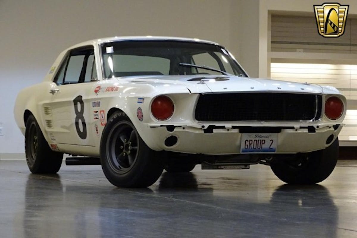 Images courtesy of Gateway Classic Cars.