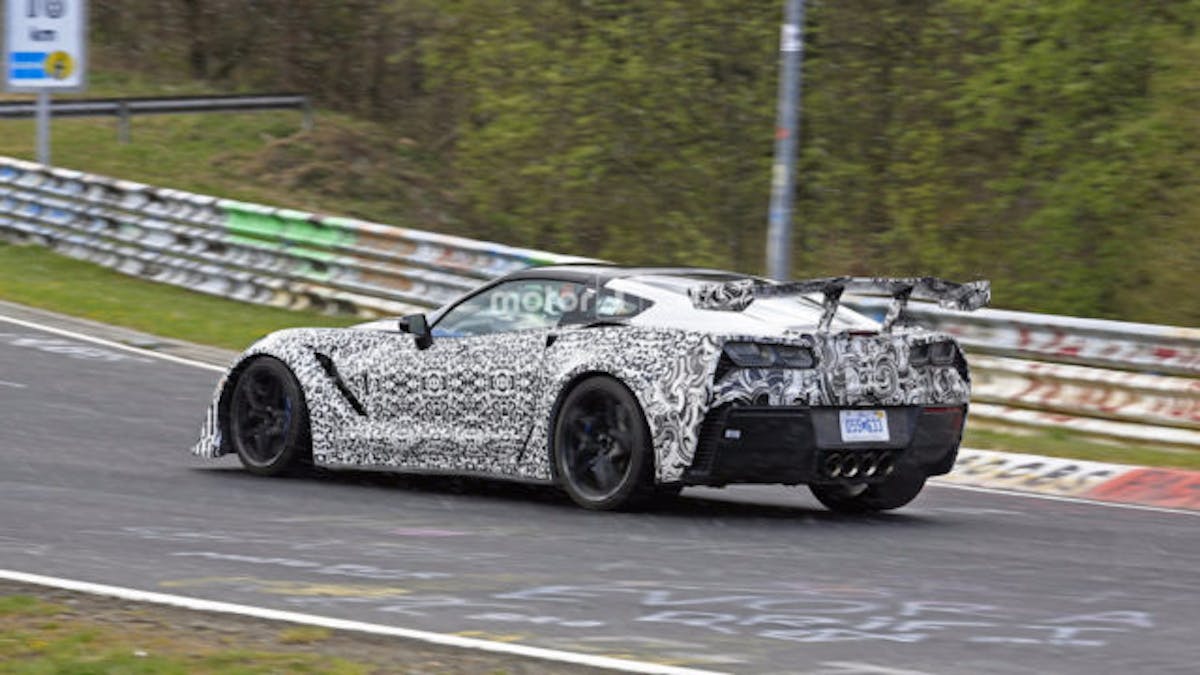 C7 ZR1 8