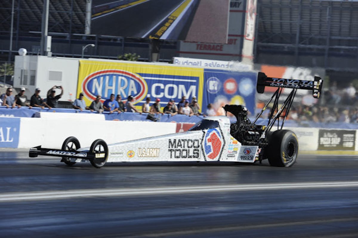 060-AntronBrownAction-Sunday-LasVegas