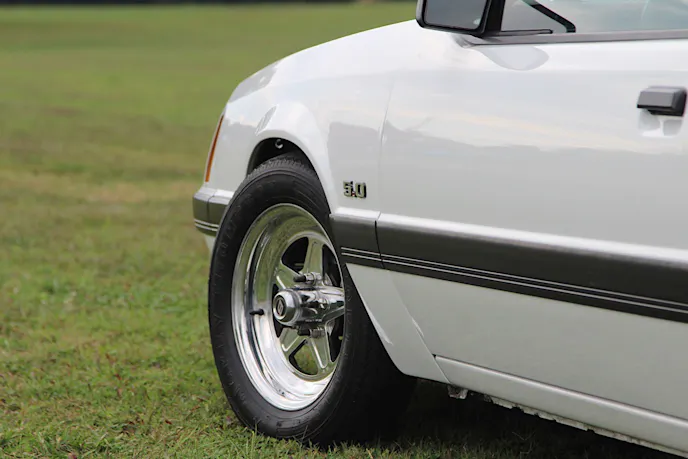 1986_Ford_Mustang8GR