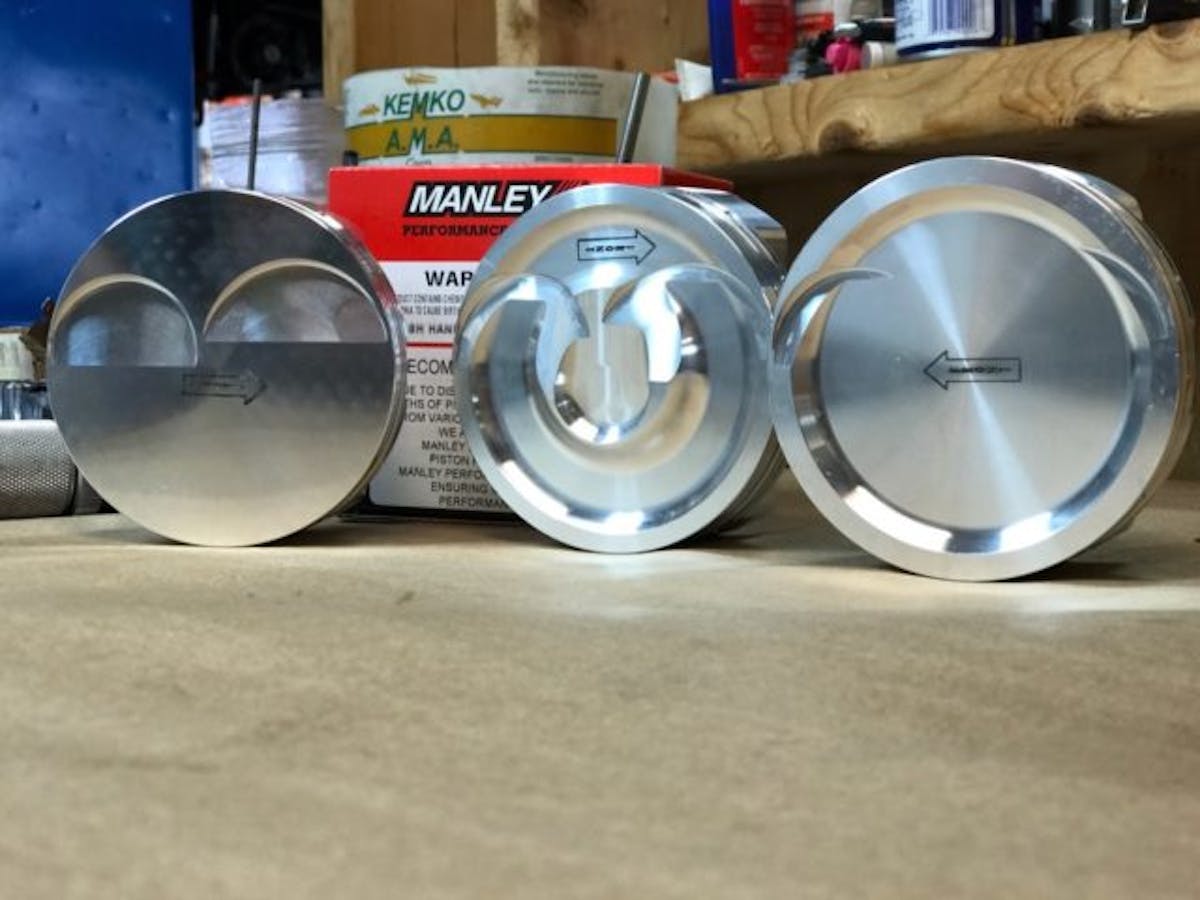 Manley LT1 Direct Injection Pistons