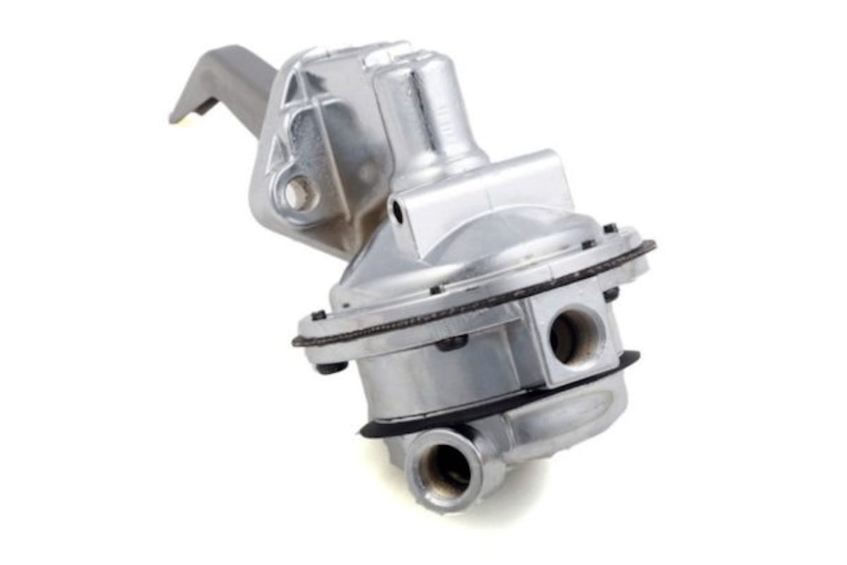 Available for small- and big-block Chevy, Ford and Chrysler engines, QFT’s 110 GPH mechanical fuel pumps can support up to 350 hp. Integrated shutoff valves set at 6.5-8 psi eliminate the need for a separate pressure regulator. QFT also offers 130 GPH units for small-block Chevys that are good for over 400 hp.