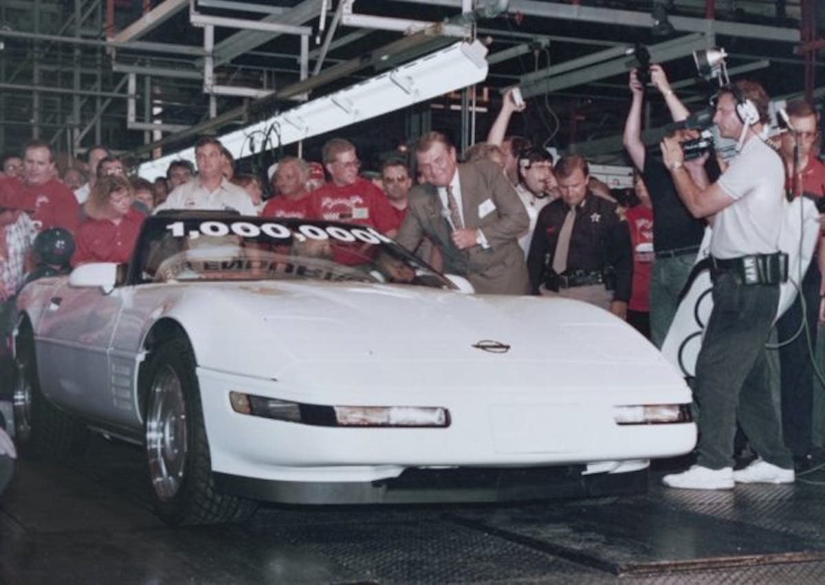 1992-Chevrolet-OneMillionth-Corvette-1024x727