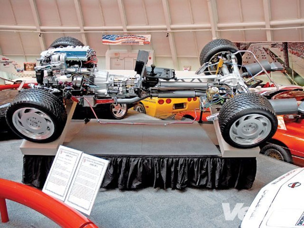 vemp_0903_10_z+1990_1995_chevrolet_corvette_zr1