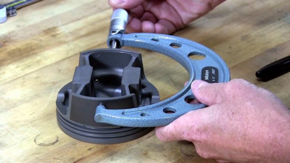 Measuring Piston With Micrometer