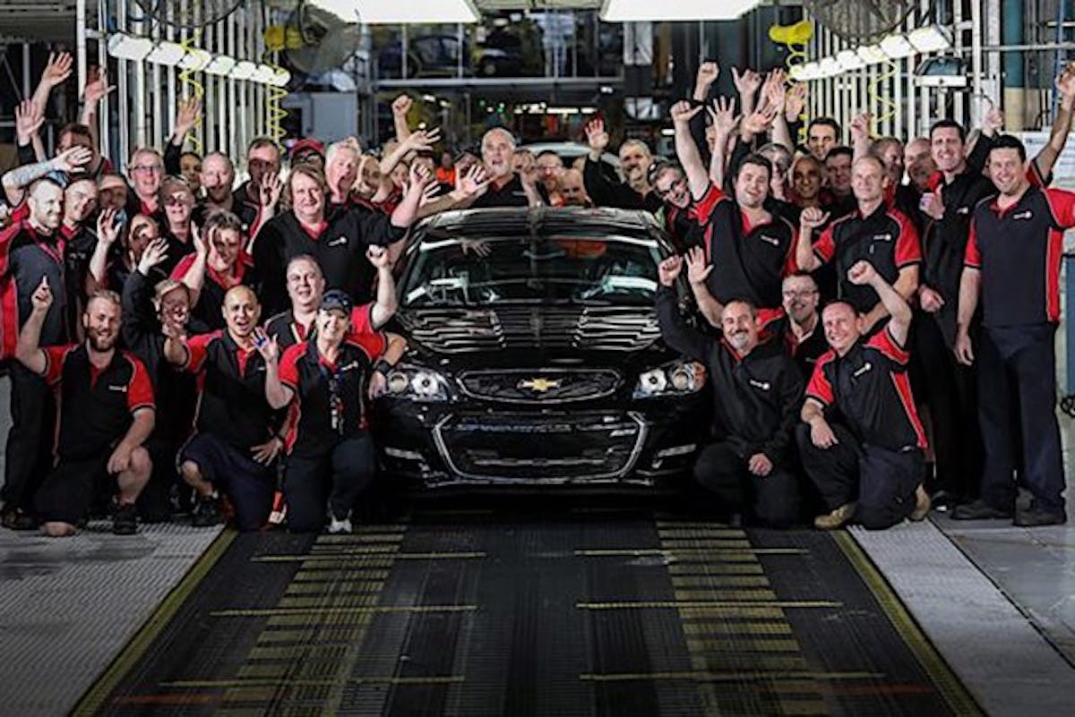 holden-celebrates-building-its-final-2017-chevrolet-ss_100607843_l 2