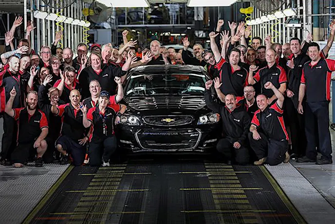 holden-celebrates-building-its-final-2017-chevrolet-ss_100607843_l 2