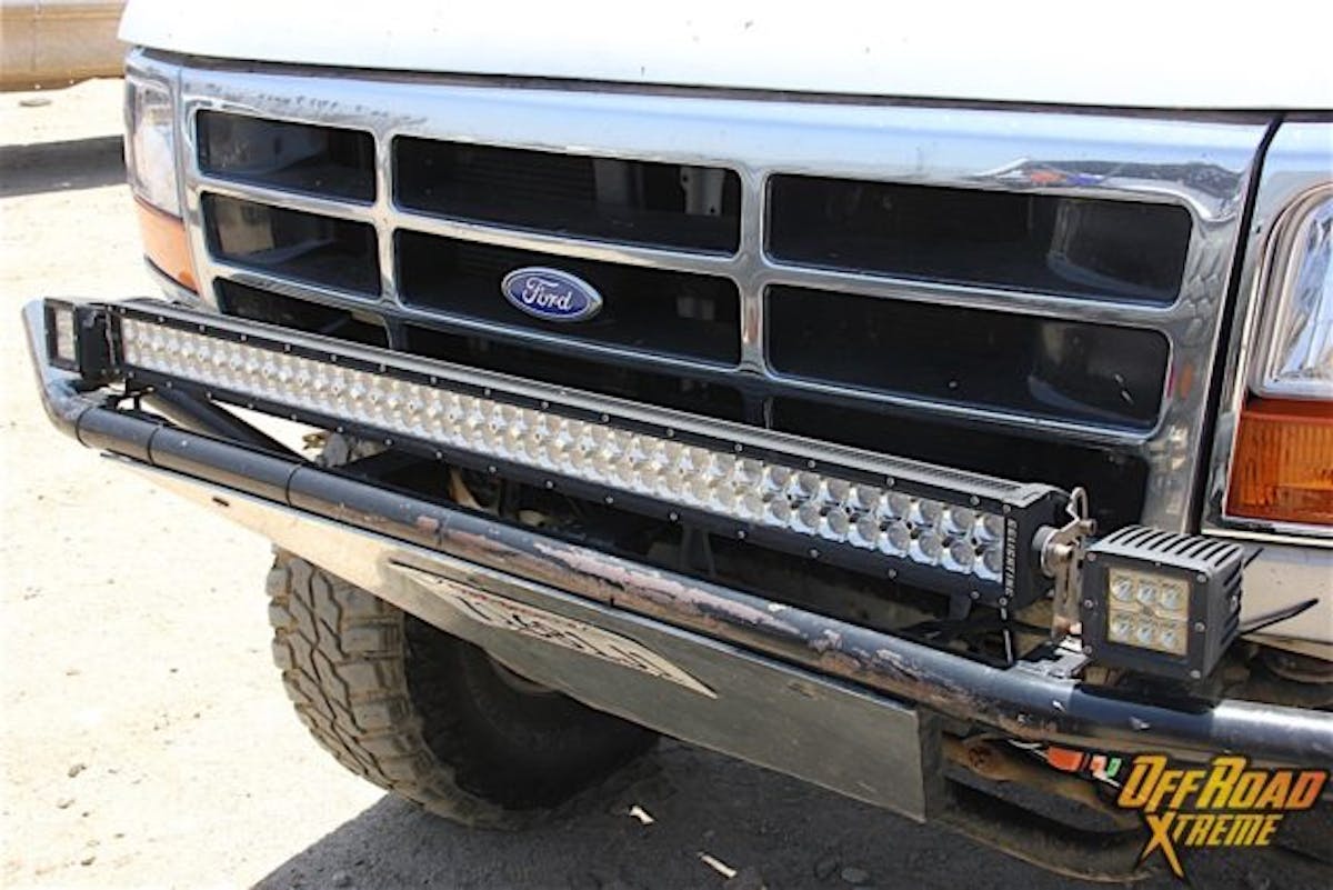 For lighting, the truck has GG Lighting out of Santa Ana, California. A 30-inch light bar flanked by square pods gave the truck plenty of forward nighttime visibility, while rock lights made it possible to inspect the truck in its nether regions.
