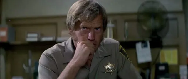 Ronny Cox as Sherriff's Deputy, Luke.