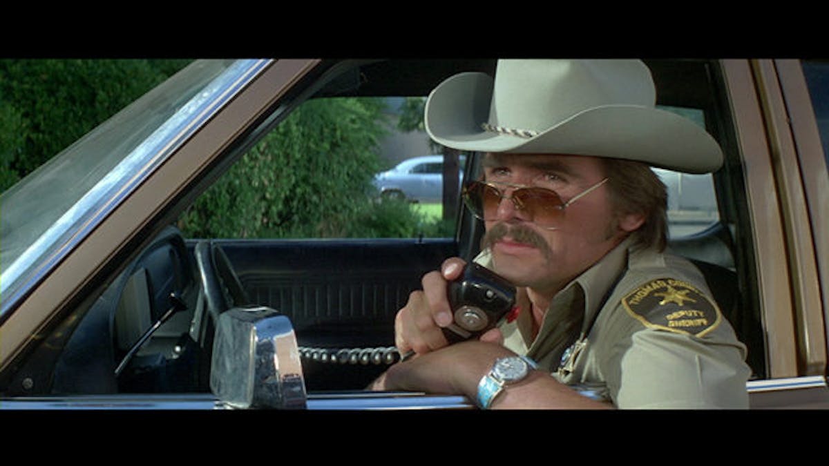 James Brolin as Sherriff's Deputy, Wade.