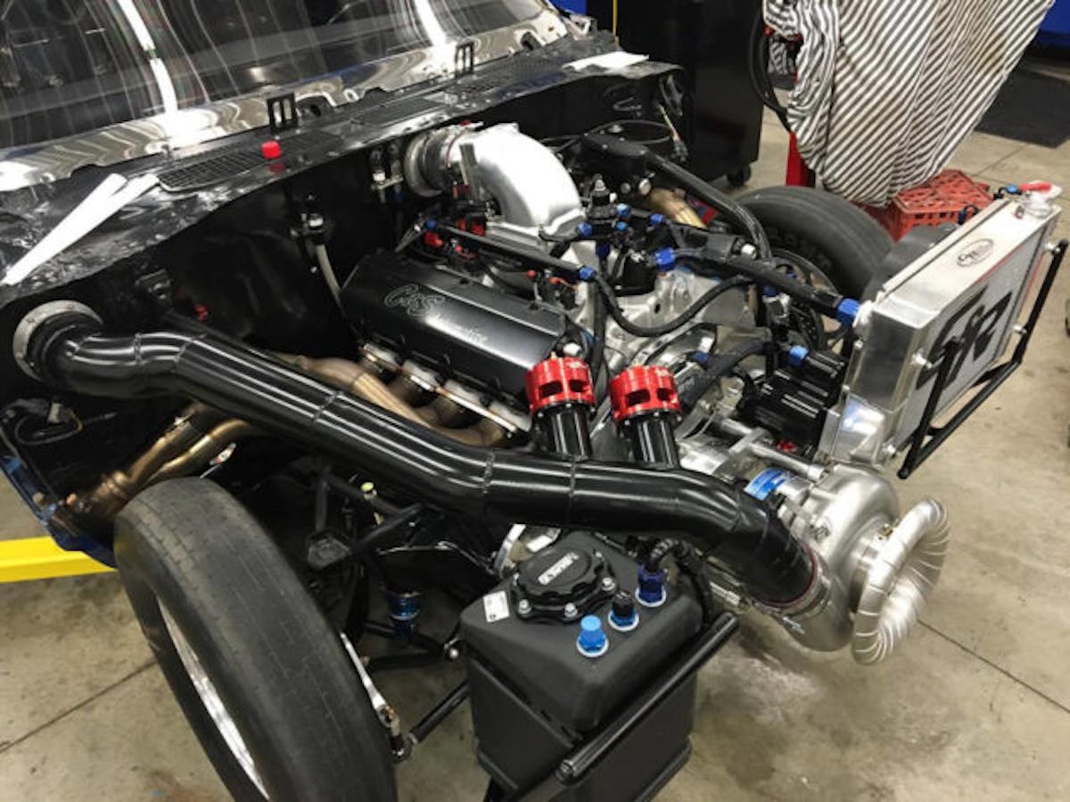 18297048_1327670260602980_1052476859_o