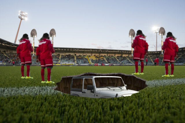 In one scenario, the Jeep, which is air-dropped into the arena, is frustratingly dropped right into a hole the men had dug before its arrival.