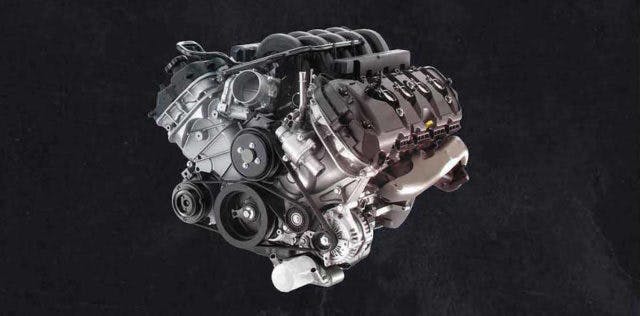 Thanks to some yet-to-be-detailed upgrades, the 2018 F-150’s dual-fuel 5.0-liter V8 picks up 10 horsepower and 13 lb-ft of torque over its port-injection predecessor.