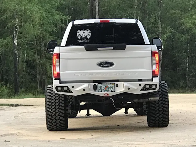 Coming from a 2008 6.4-liter Power Stroke, Dalton was skeptical of the fourth-generation Super Duty. "I wasn't really a fan of the '17s, to be honest," he commented. "Their design threw me off. But after test-driving one, I decided they were actually pretty nice."