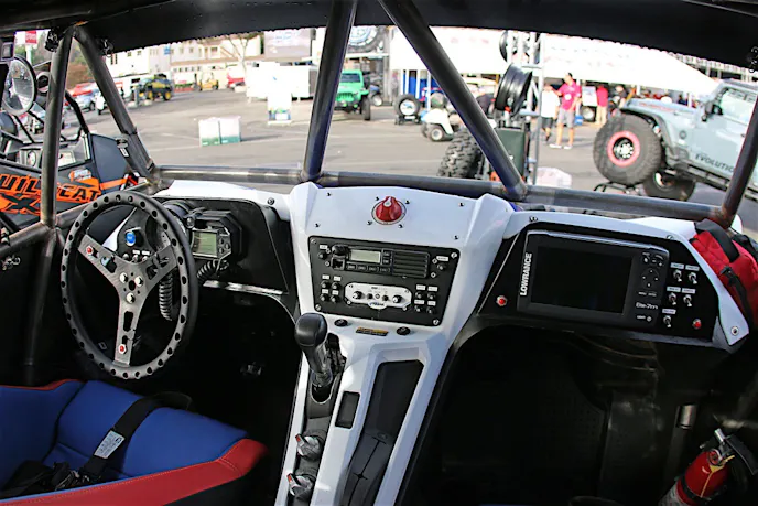 communications 101 017