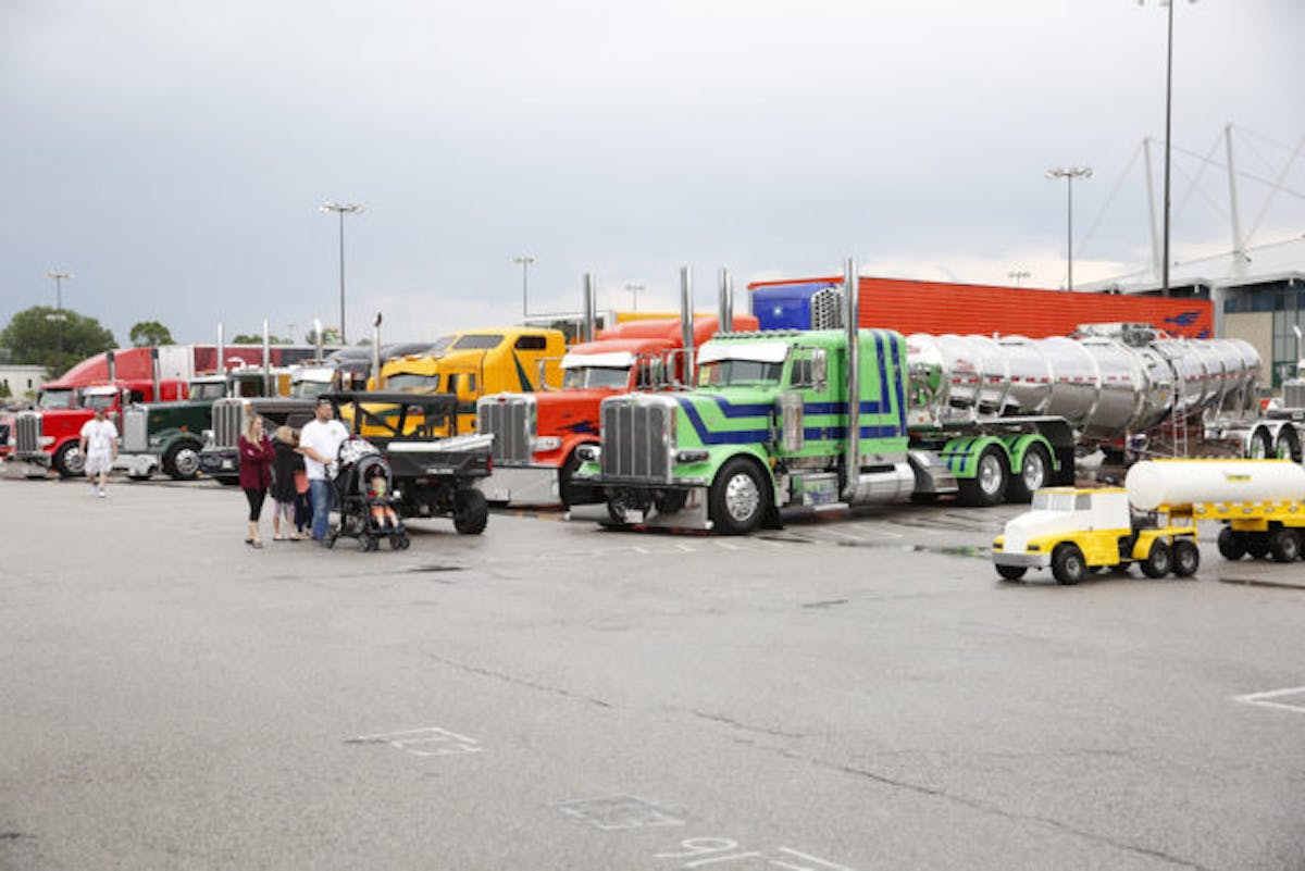 34518779820_c281d887b5_b