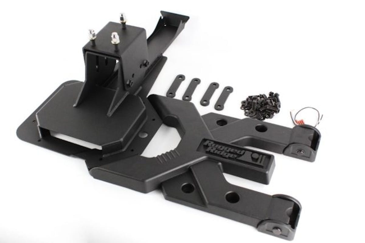 001-rugged-ridge-spatacus-tire-carrier-install