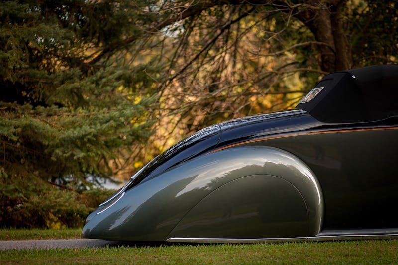 The Understated Art Of Subtle: Dave Jolly's 1938 Lincoln Zephyr