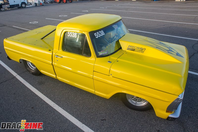 みなとみらい運河　Ｆ１００ みなとみらい運河 F100 みなとみらい運河 F100 極地探検を楽しめる