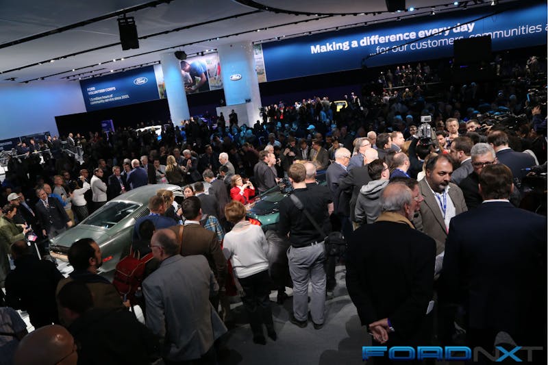 ford-cuts-to-the-chase-with-an-475hp-2019-mustang-bullitt-0011