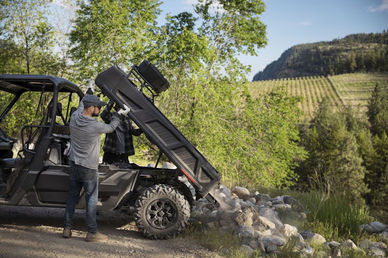 2022 Can-Am Defender