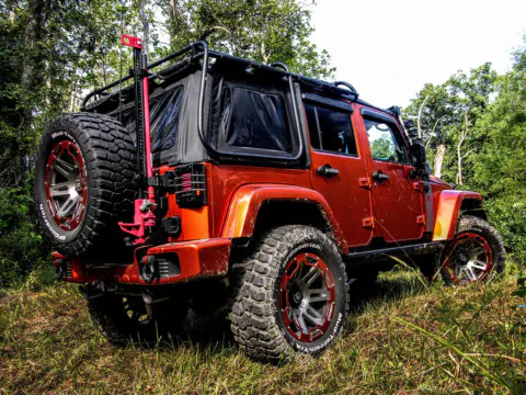 Despite their substantial curb weight, having an off-road jack on your rig is never a bad move. Photo Credit: Micah Wright