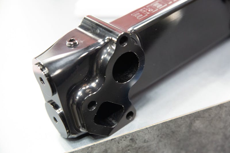 Meziere’s Crossover Manifold For LS Engines Debuts at the 2021 PRI Show