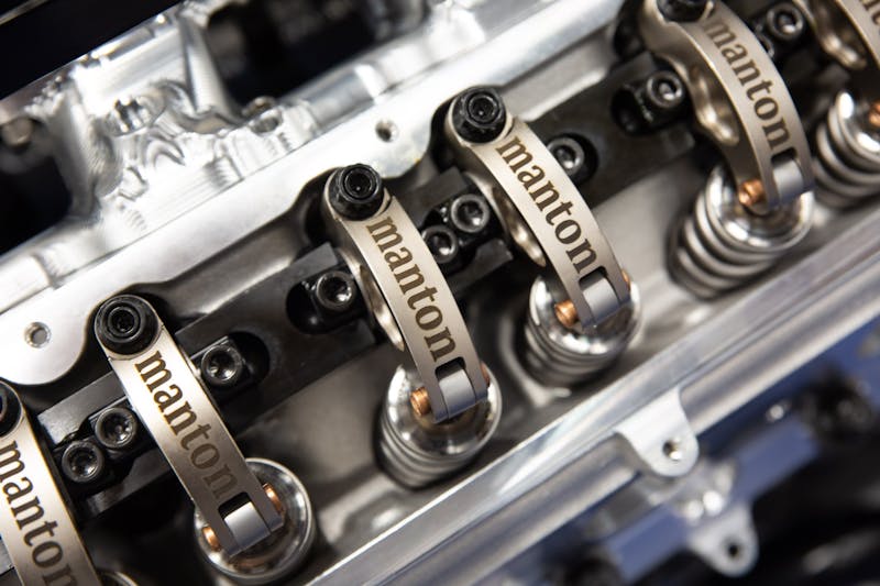 Manton Pushrods LT Shaft Mount Rockerarm System for Edelbrock Heads On Display At The 2021 PRI Show