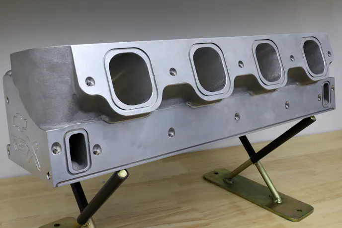 RS-X cylinder head