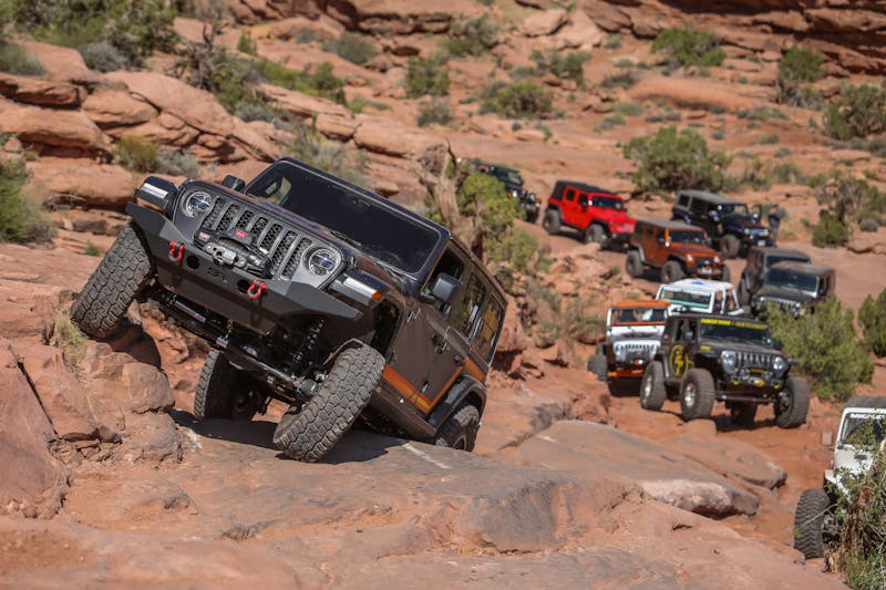 ORXtreme JL on Cliffhanger during Easter Jeep Safari 2022