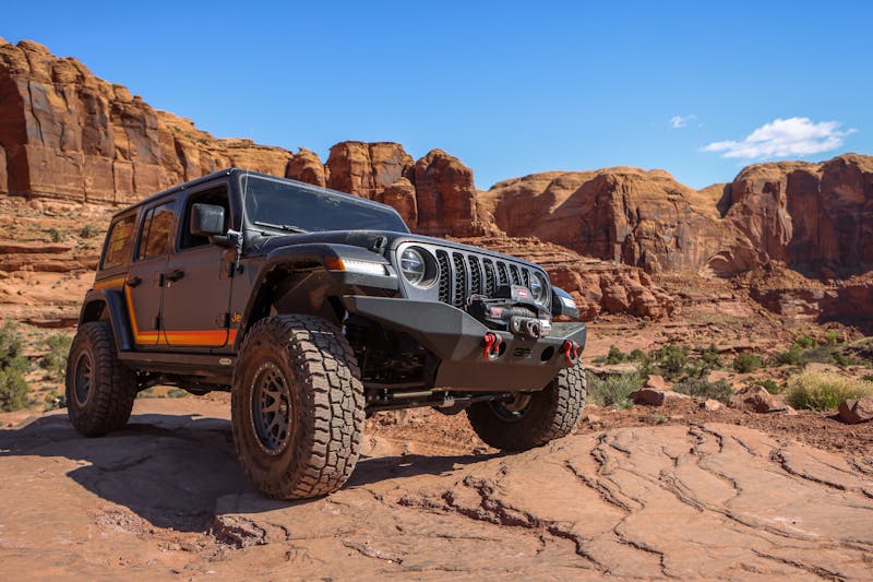 ORXtreme JL on Cliffhanger during Easter Jeep Safari 2022