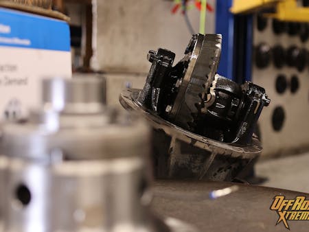 Eaton ELocker Installation On An Off-Road Ready Tundra Eaton ELocker Installation On An Off-Road Ready Tundra