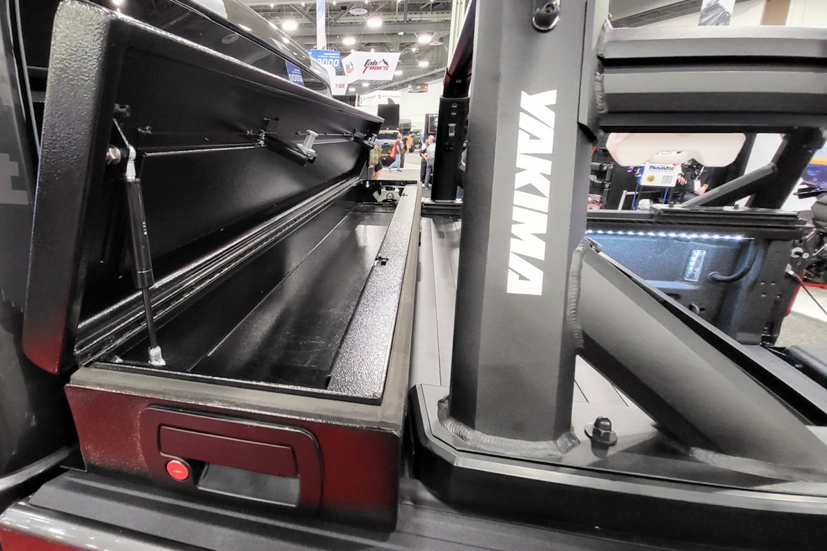 tonneau cover