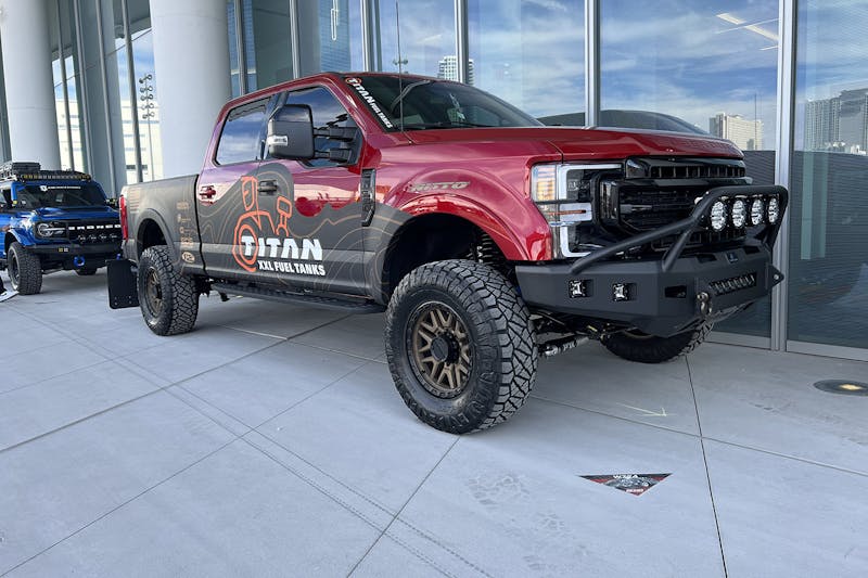 SEMA 2022: Titan Delivers Long-Range Capacity For GM 1500 Diesels