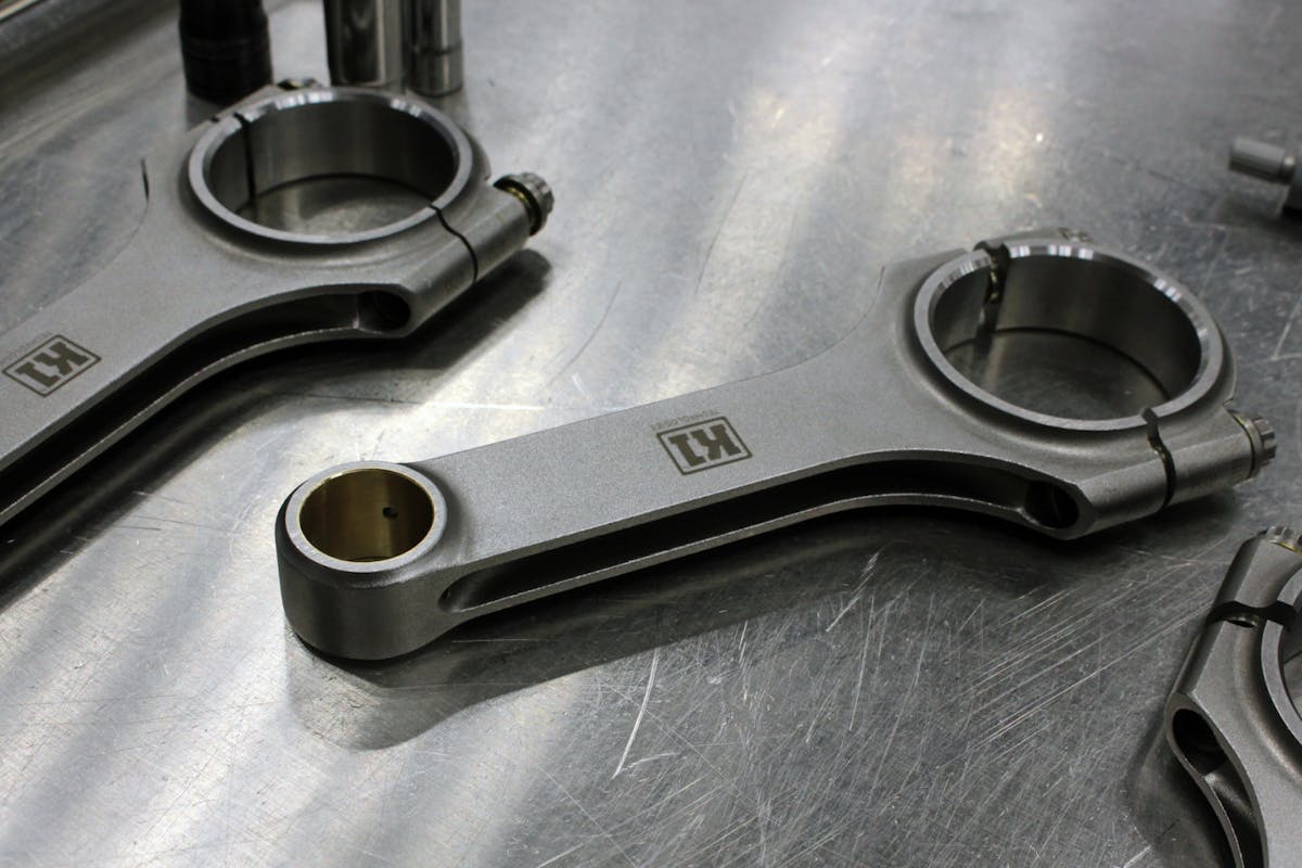 EngineLabs Giveaway Engine connecting rods