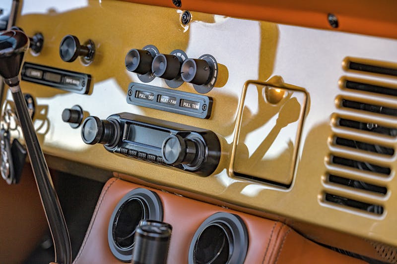 Coyote V8 Powered 1976 Ford Bronco Built By JRW Rods & Customs