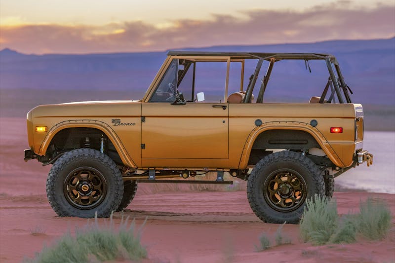 Coyote V8 Powered 1976 Ford Bronco Built By JRW Rods & Customs