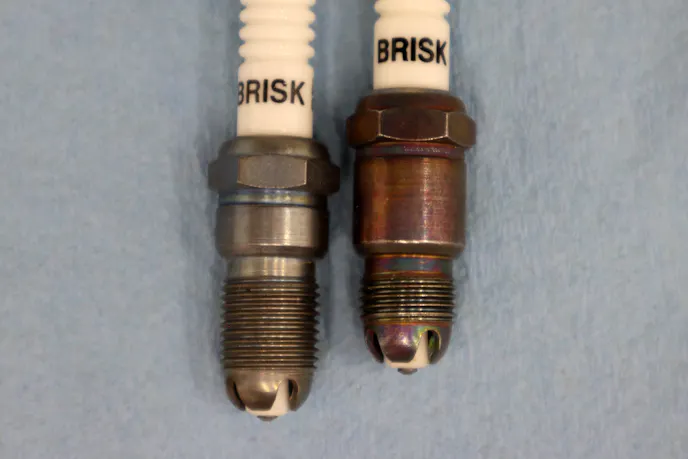 spark plug thread reach