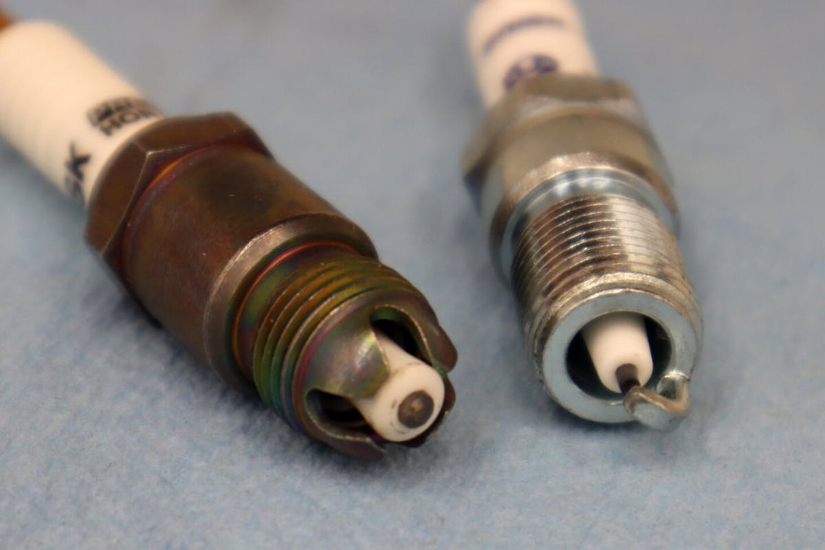 Brisk LGS spark plug