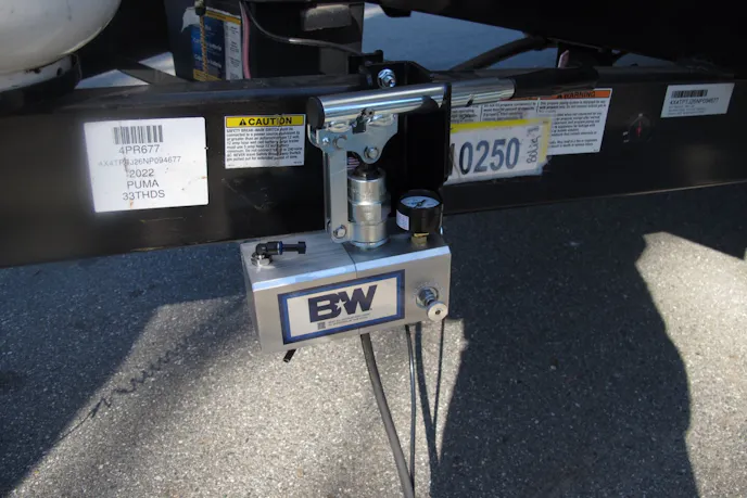 weight distribution hitch