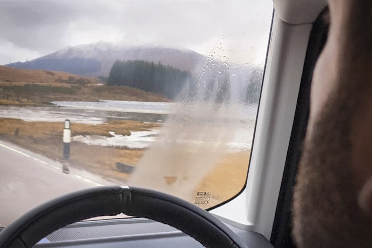 On a misty, foggy day, a triangular-shaped area of fog kept reoccurring on our driver’s side A-pillar (where the wiper ended). Increased ventilation or a design change could help this matter. Photo: Mercedes Lilienthal