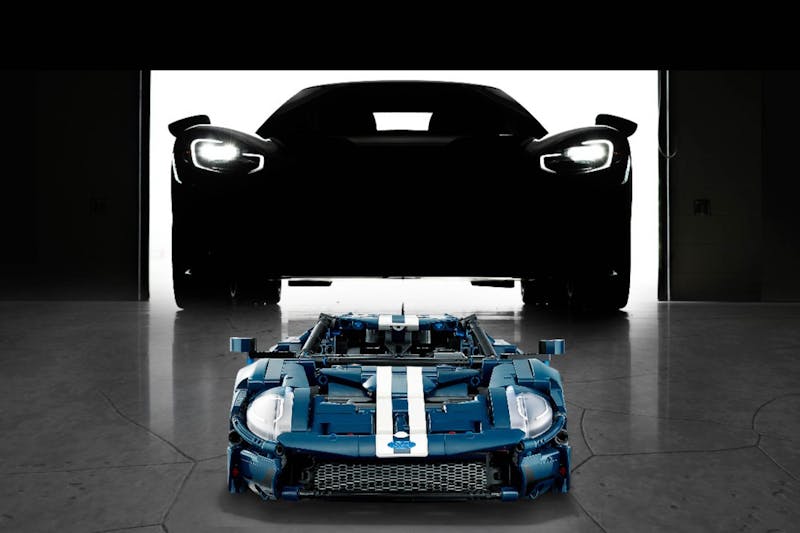 LEGO Creates 1,466-Piece 2022 Ford GT Technic Set