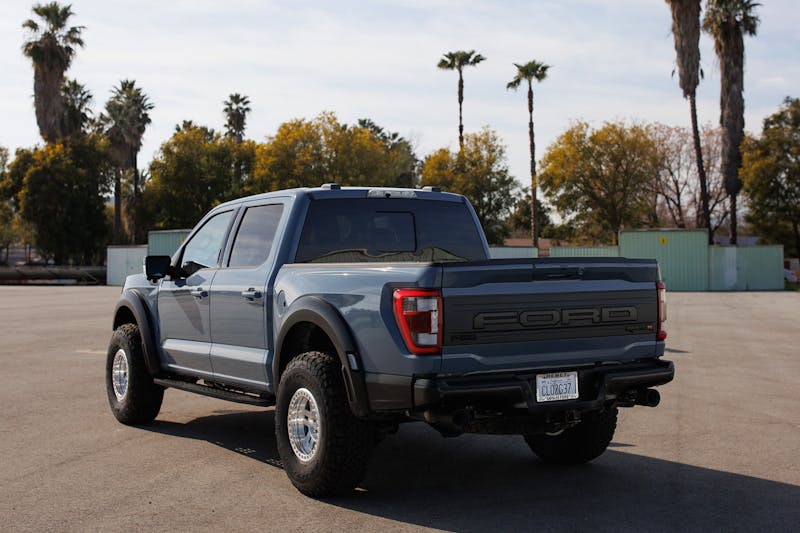 Raptor R Drag Racing: Off-Roading With Christopher Polvoorde