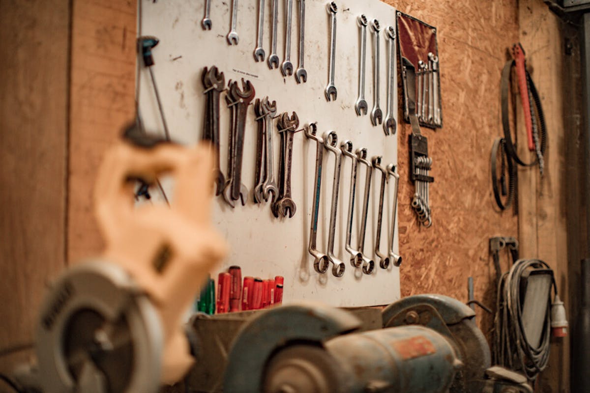 Ultimate Fathers Day Gift Guide: Garage Gear Essentials