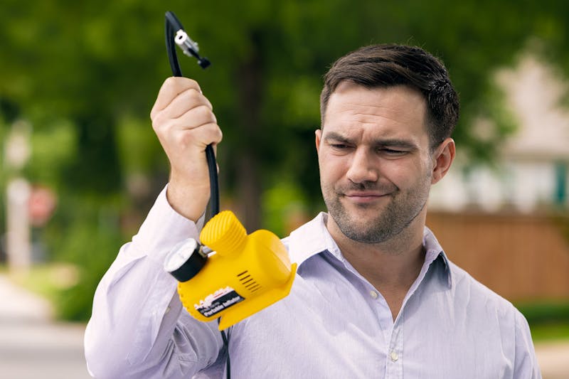 Ultimate Fathers Day Gift Guide: Tech Gear Essentials