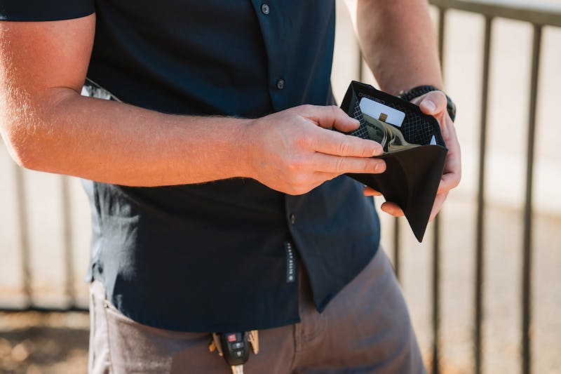 Ultimate Fathers Day Gift Guide: Tech Gear Essentials